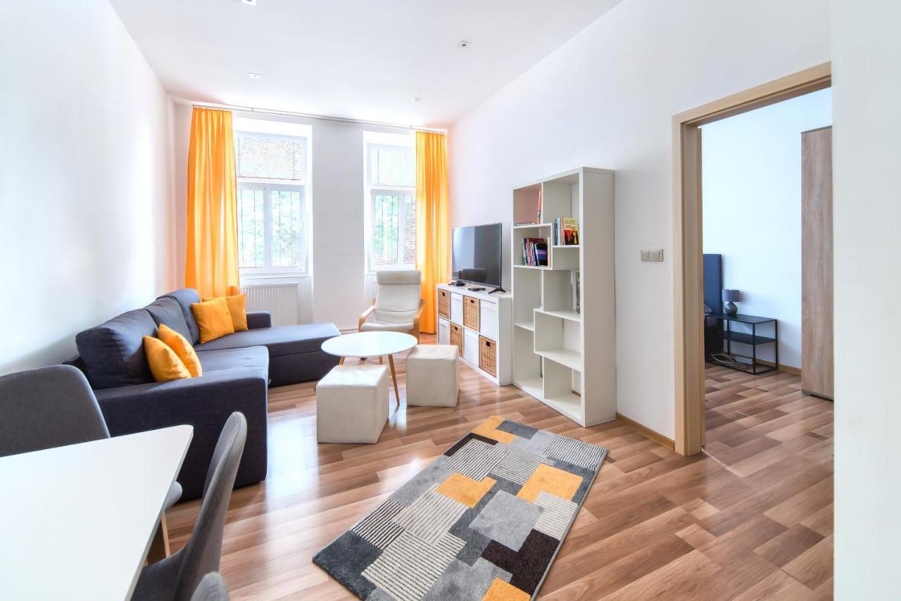 Spišská Nová Ves Pb Apartments מראה חיצוני תמונה