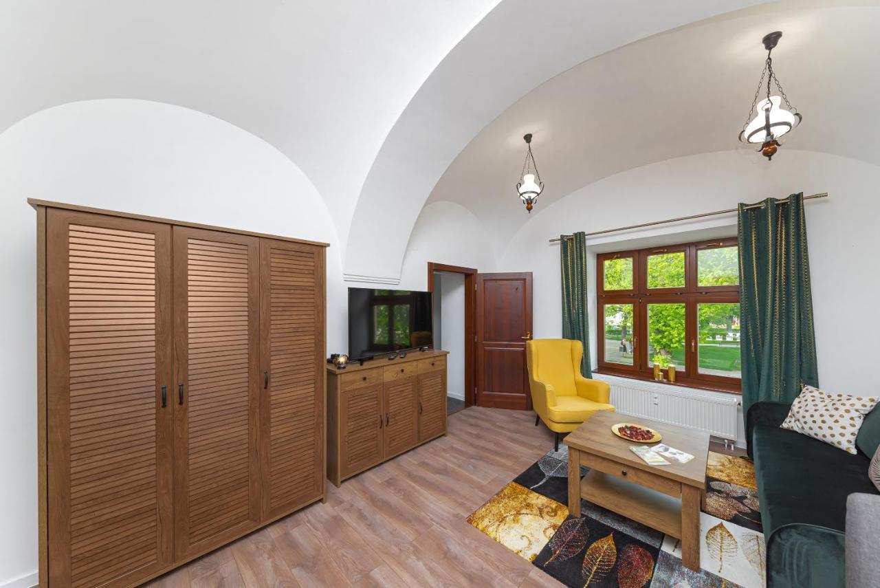 Spišská Nová Ves Pb Apartments מראה חיצוני תמונה