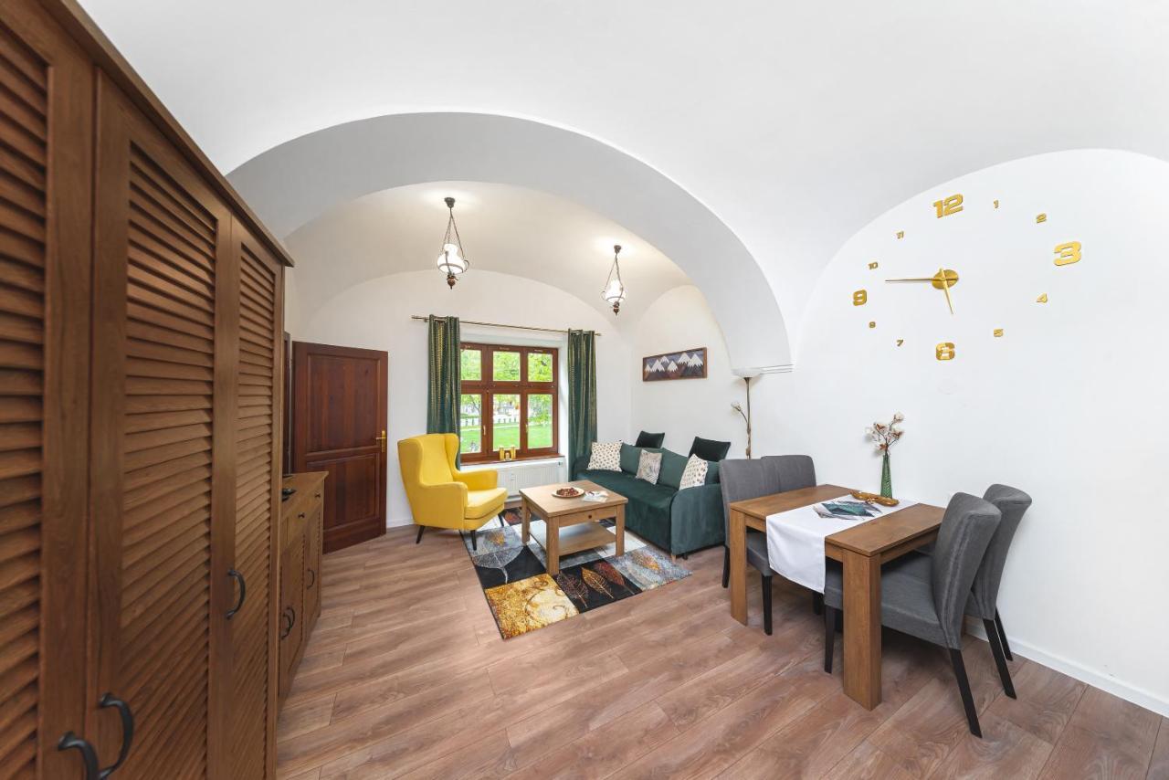 Spišská Nová Ves Pb Apartments מראה חיצוני תמונה